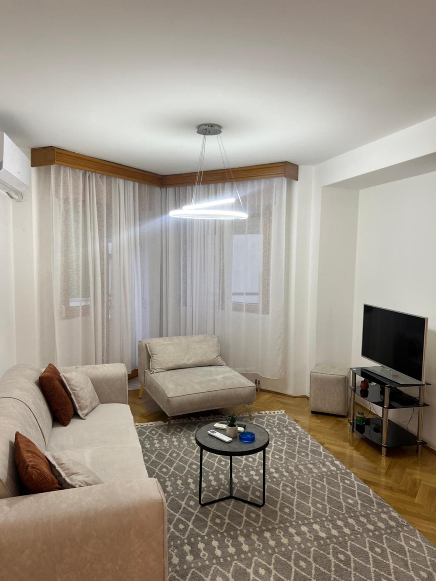 Sena Apartment *